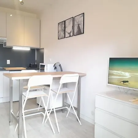 Superbe Renove Idealement Situe Vue Et Montagne Wifi
